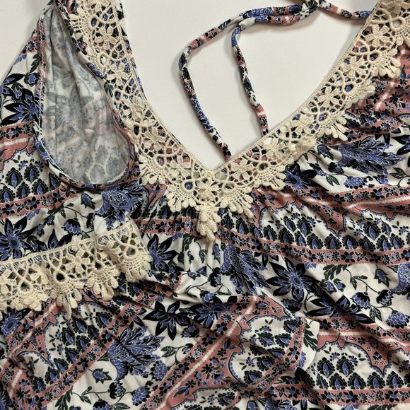 Always Indigo Floral and lace top with cold shoulder sleeves size L 95 % Rayon a - Picture 1 of 5